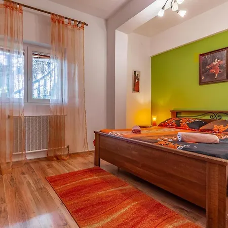 1 Bedroom Nice In アパート